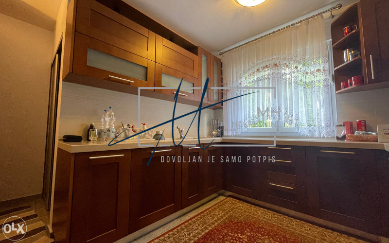 Hadžići | Kuća 824m2 | Zemljište 11.575m2 | Ulica Grivići 13