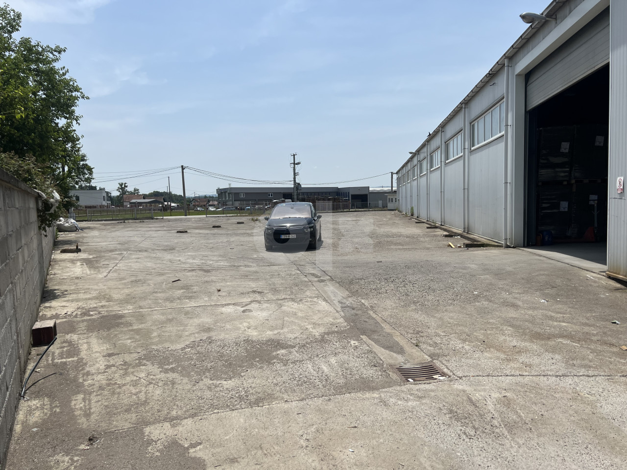 Hala skladiste poslovni prostor hala 2300m2 Ledenice Gradacac 10