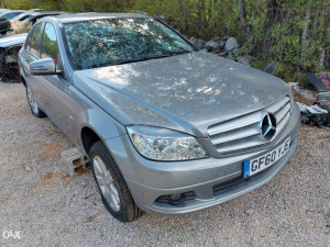 Dijelovi mercedes C220 C200 cdi c klasa w204 djelovi