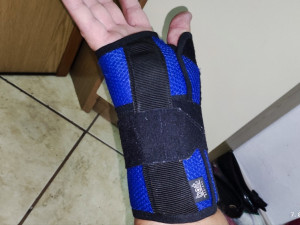 Ortoza za zglob sake Bort desna M velicina