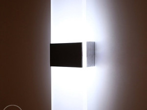 LED ZIDNA LAMPA
