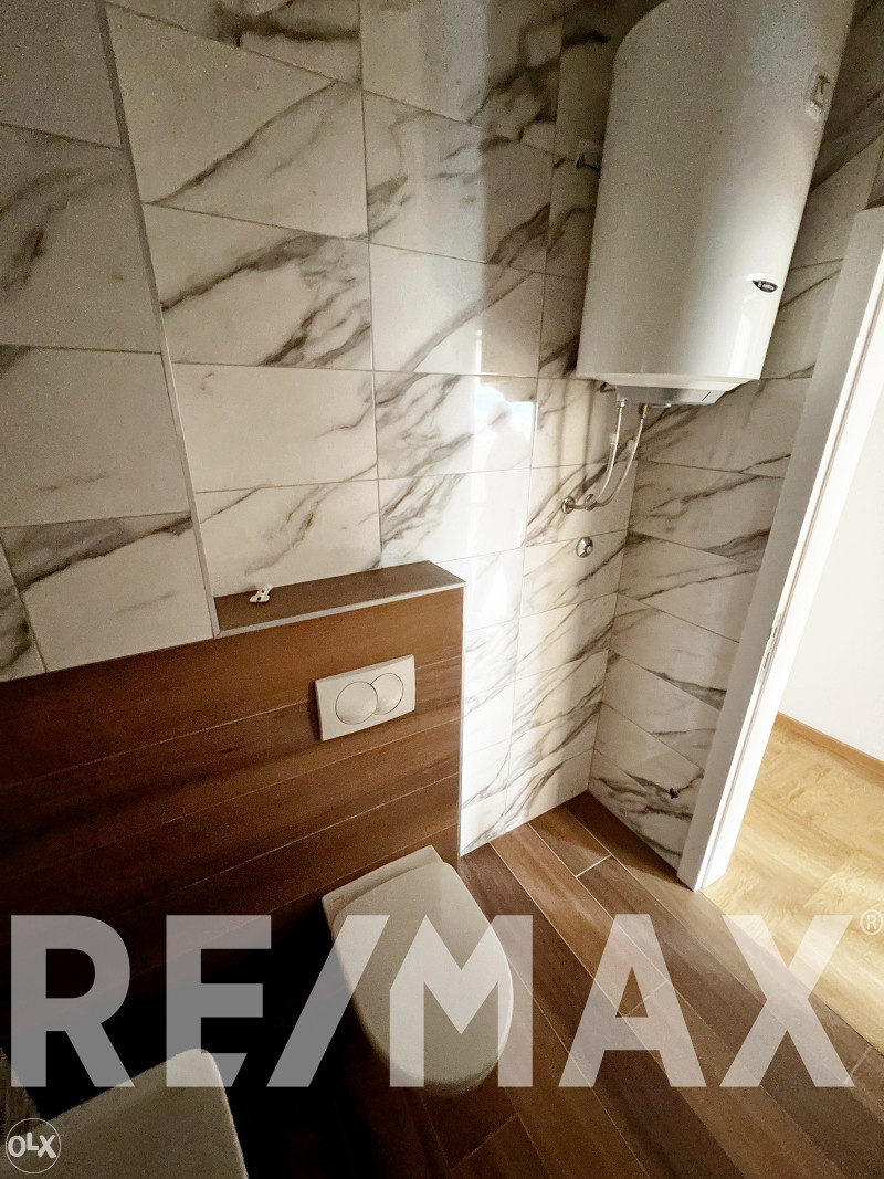 USELJIV penthouse, 130m2 17