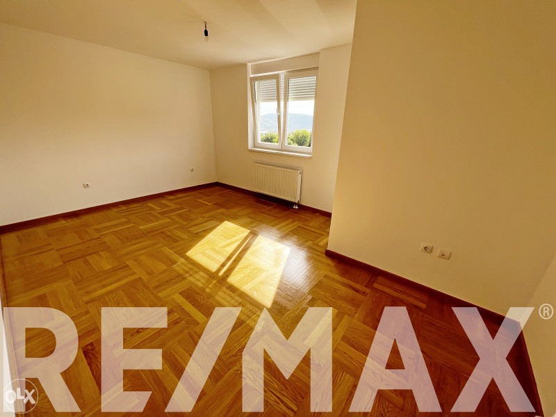 USELJIV penthouse, 130m2 12