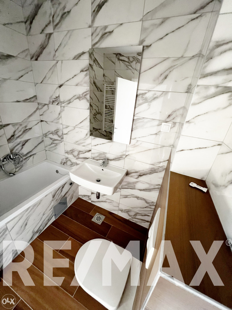 USELJIV penthouse, 130m2 18