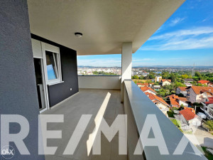USELJIV penthouse, 130m2 photo 3