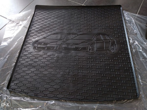 Kadica Kada Podmetač za gepek VW GOLF 5 6 7 KARAVAN
