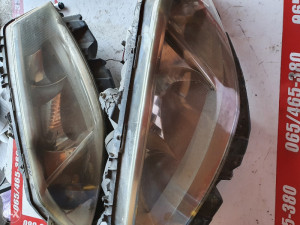 Renault megane  2,2003-2007 ,oštećeni nosači