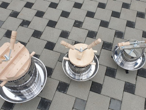 INOX TORKULA PRESA CIJEDILJKA ZA VOCE 4/8/20L