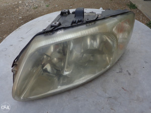 Chrysler Voyager far lijevi 062 302 400