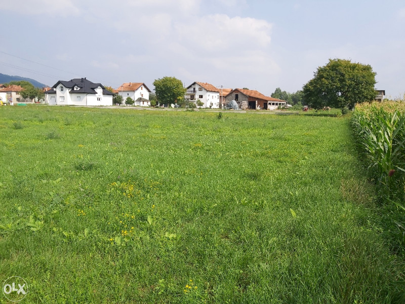 ZEMLJIŠTE - PLAC 3