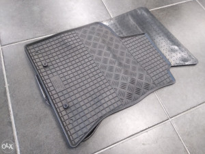 Gumene Patosnice Podmetači AUDI Q5 2009-