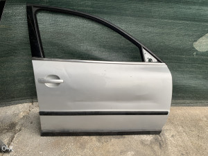 Vrata prednja desna lijeva Volkswagen Passat 5 (fotografija 3)