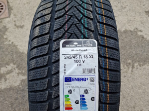 245 45 18 245/45 R18 Uniroyal 100V M+S