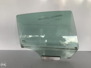 Staklo zdanje prednje desno leptir Opel Astra H (fotografija 4)