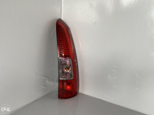 Desna stopa Volvo V70 2005 (fotografija 3)