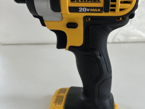Dewalt aku odvijač DCF885 solo alat