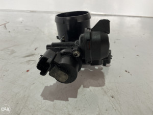 Klapna gasa 103kw Ford Mondeo (fotografija 3)