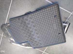 GUMENE PATOSNICE PODMETAC FIAT BRAVO 2006-