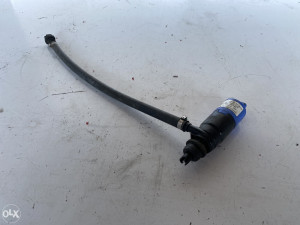 Pumpica brisaca Peugeot 407 (fotografija 3)