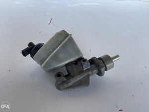 Glavni kočioni cilindar Renault Clio 2004 (fotografija 3)