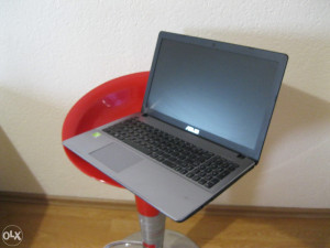 ASUS  15.6" / i5 4200u / 8GB / 180 SSD / GT 740M 2GB