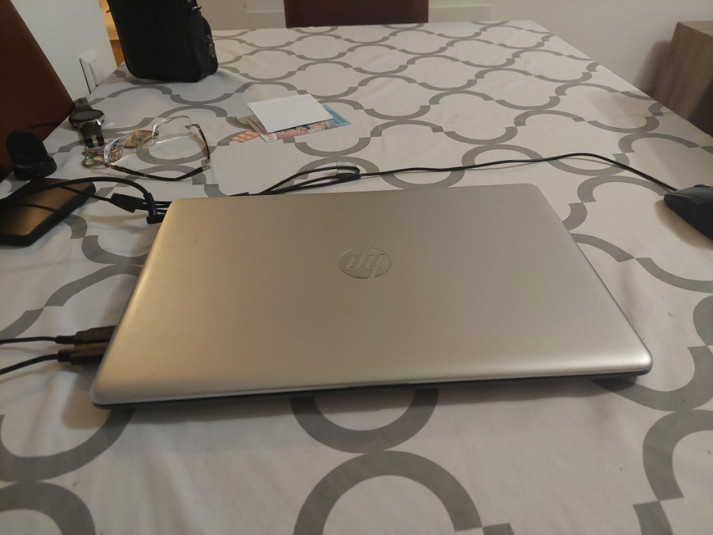 hp-15-bs1xx-i5-8250u-16gb-ram-500gb-ssd-15-6-laptopi-olx-ba