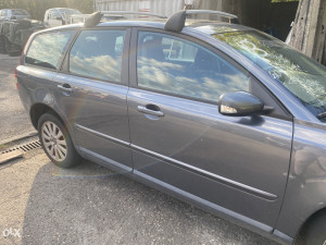 Dijelovi Volvo V50 2005 (fotografija 3)