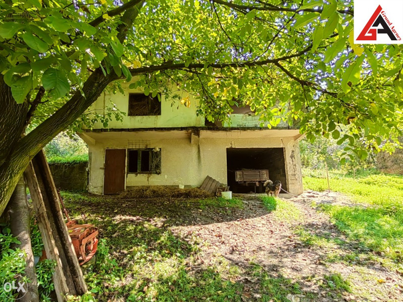 Kuća 80 m2 i 7100 m2 okućnice - ZENICA 2