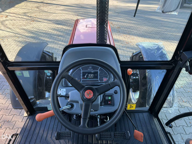 Traktor HATTAT 398 - 4WD 110ks