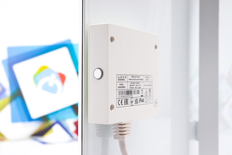 Električna grijalica Aeno Seasonal CH1S 700W za 30 m2