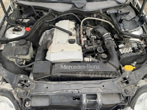 Motor c klasa Mercedes