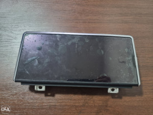 bmw f45 displej ekran veliki