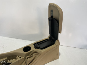Naslonjac za ruku BMW X1 2015 (fotografija 3)