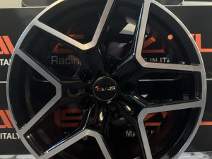 ALU FELGE AVUS 7 x 17 5x114 ET45 73,1 7J HYUNDAI KIA NISSAN