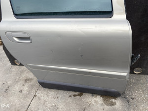 Vrata zadnja desna Volvo 2003 (fotografija 3)
