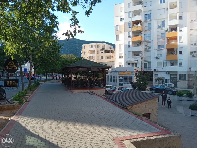 Mostar Iznajmljujem poslovni prostor vrh avenije raskrsnica 2