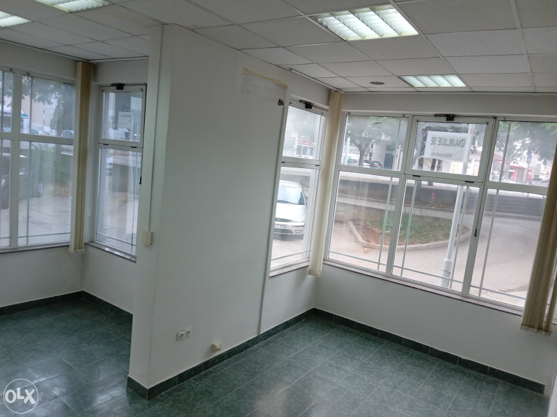 Mostar Iznajmljujem poslovni prostor vrh avenije raskrsnica 5