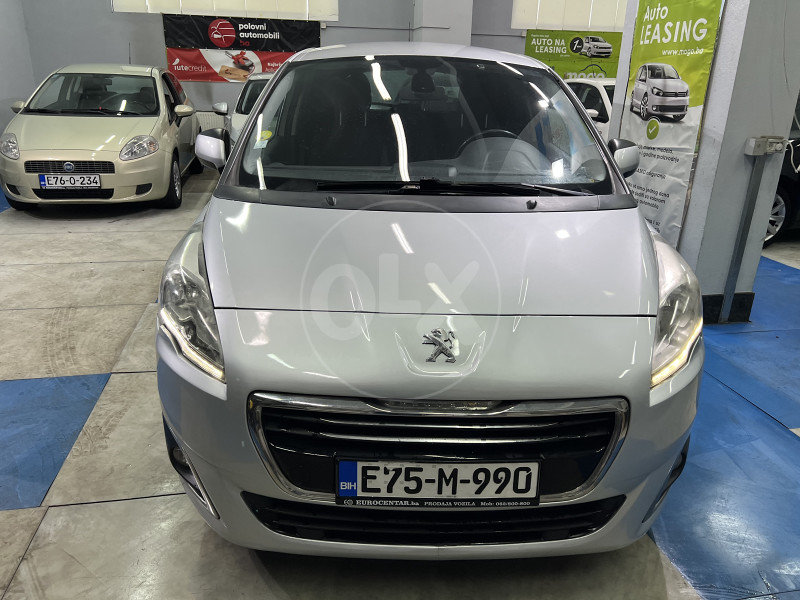PEUGEOT 5008 1.6 HDI,7 SJEDISTA, AUTOMATIK, REGISTROVAN
