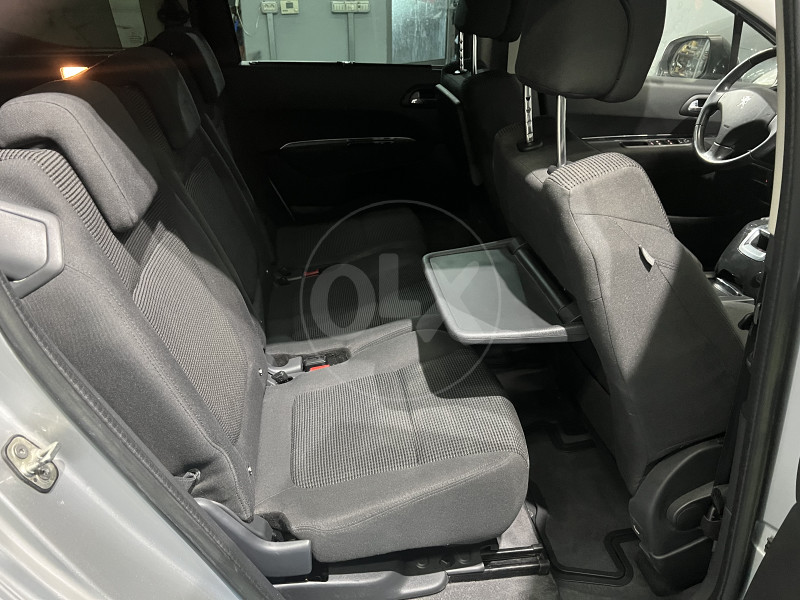 PEUGEOT 5008 1.6 HDI,7 SJEDISTA, AUTOMATIK, REGISTROVAN