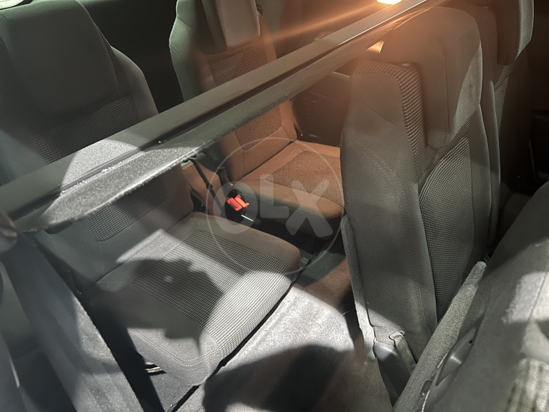 PEUGEOT 5008 1.6 HDI,7 SJEDISTA, AUTOMATIK, REGISTROVAN