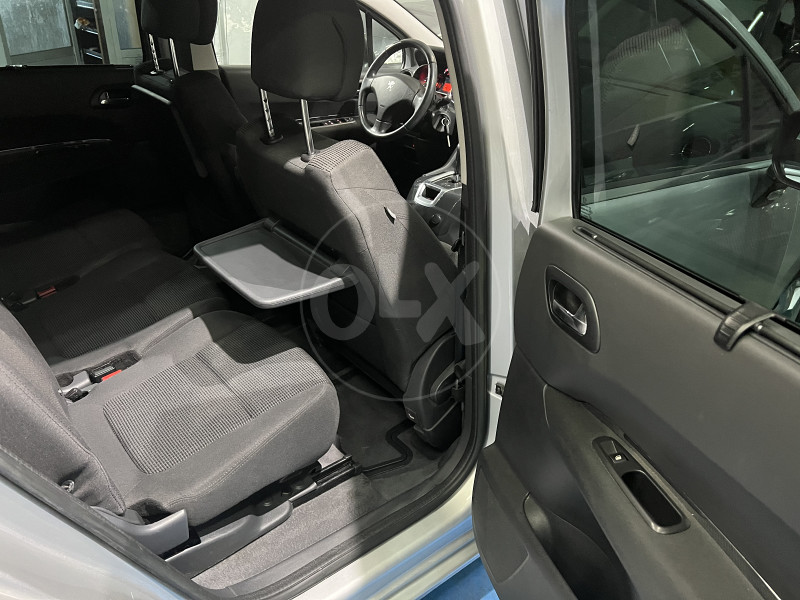PEUGEOT 5008 1.6 HDI,7 SJEDISTA, AUTOMATIK, REGISTROVAN