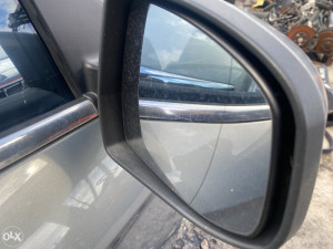 Retrovizor desni Ford Mondeo 2010 (fotografija 4)