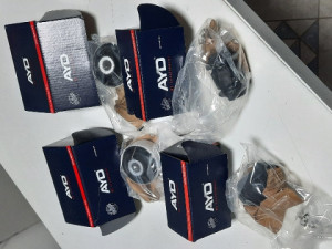 SELEN BLOK GOLF 4 PREDNJI SET KOMPLET