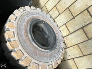 Gume pune za viljuškar