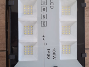 LED REFLEKTOR SA SENZOROM 100W