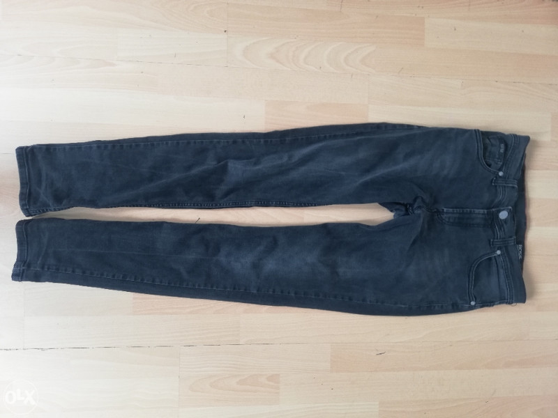 Hugo boss muske pantalone original Pantalone/hlače za