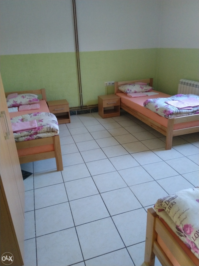 STARAČKI DOM - POSLOVNI PROSTOR - DVOROVI - BIJELJINA