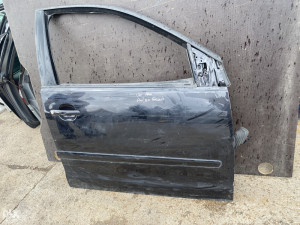 Vrata prednja desna Volkswagen Polo (fotografija 2)