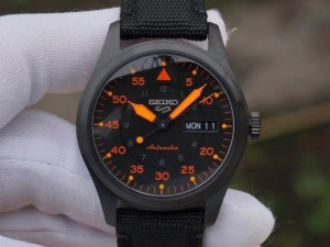 Seiko 5 Automatic SRPH33K1 Muški sat