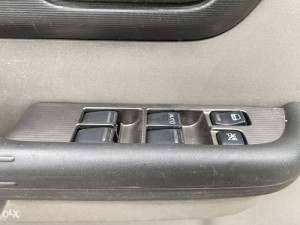 Prekidaci podizaci stakla Nissan X Trail 2003 (fotografija 3)